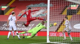 Liverpool y Leicester se enfrentan por un boleto a semifinales de la EFL Cup