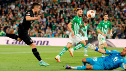 Frankfurt busca cerrar la obra ante el Real Betis
