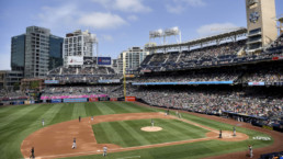 San Diego tiene prohibido perder en casa ante Los Angeles