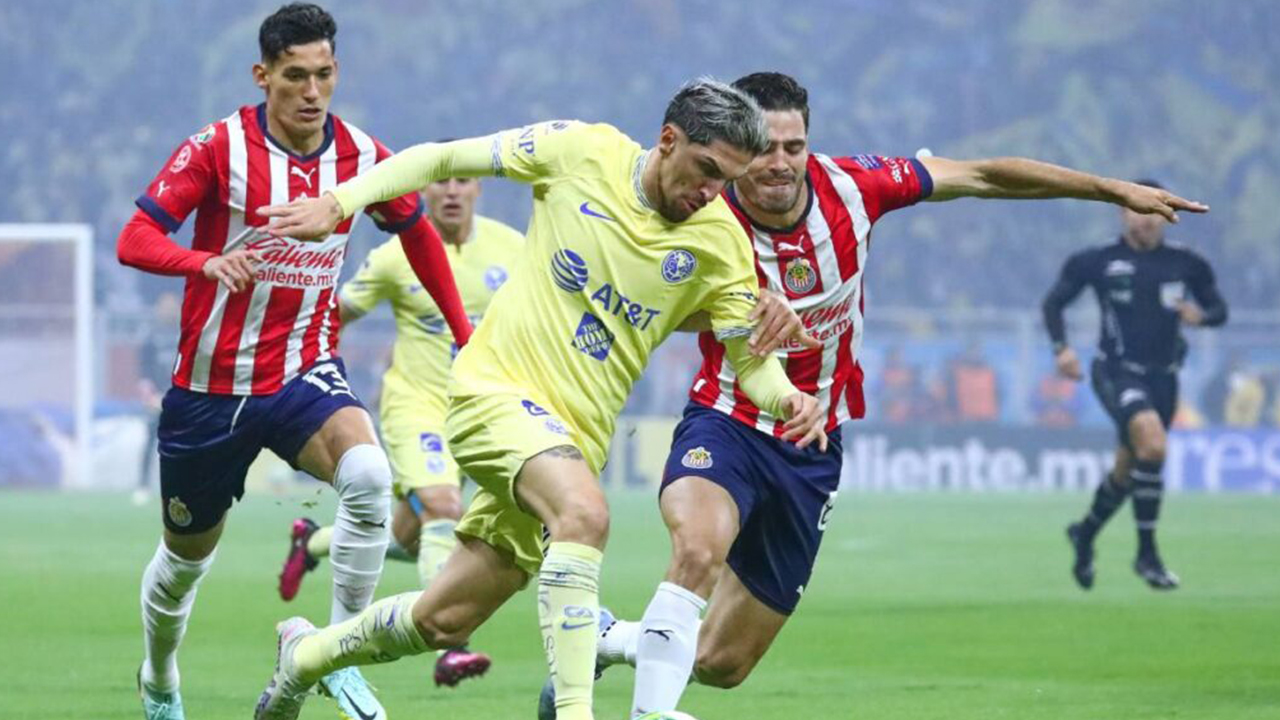 América vs Chivas El Clásico Nacional Caliente